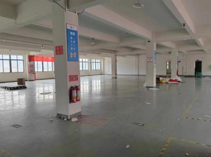Balai pameran khusus lair